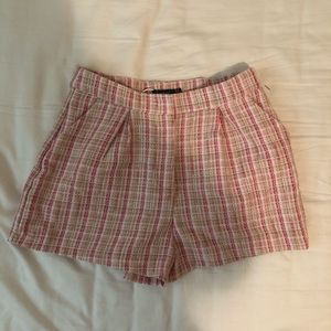 NWT Boohoo Pink Shorts
